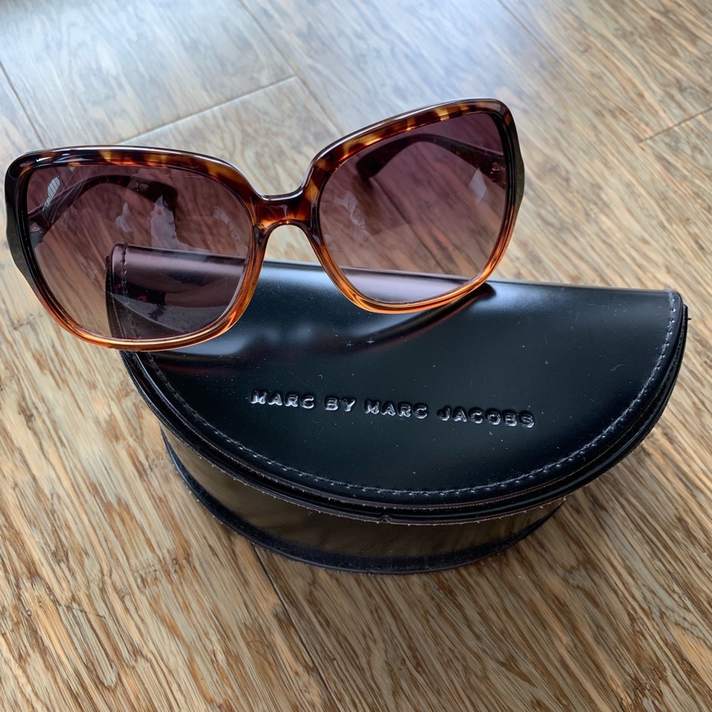 Marc by Marc Jacobs tortoise sunglasses